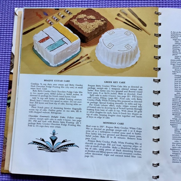 Vintage 1966 BETTY CROCKER’S CAKE and FROSTING MIX COOKBOOK - Picture 7 of 9